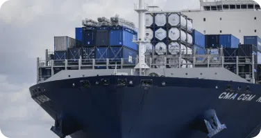 Working with a Freight Forwarder
